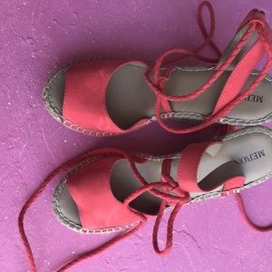 ankle strap wedges size 8